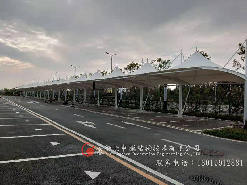 汽車(chē)棚